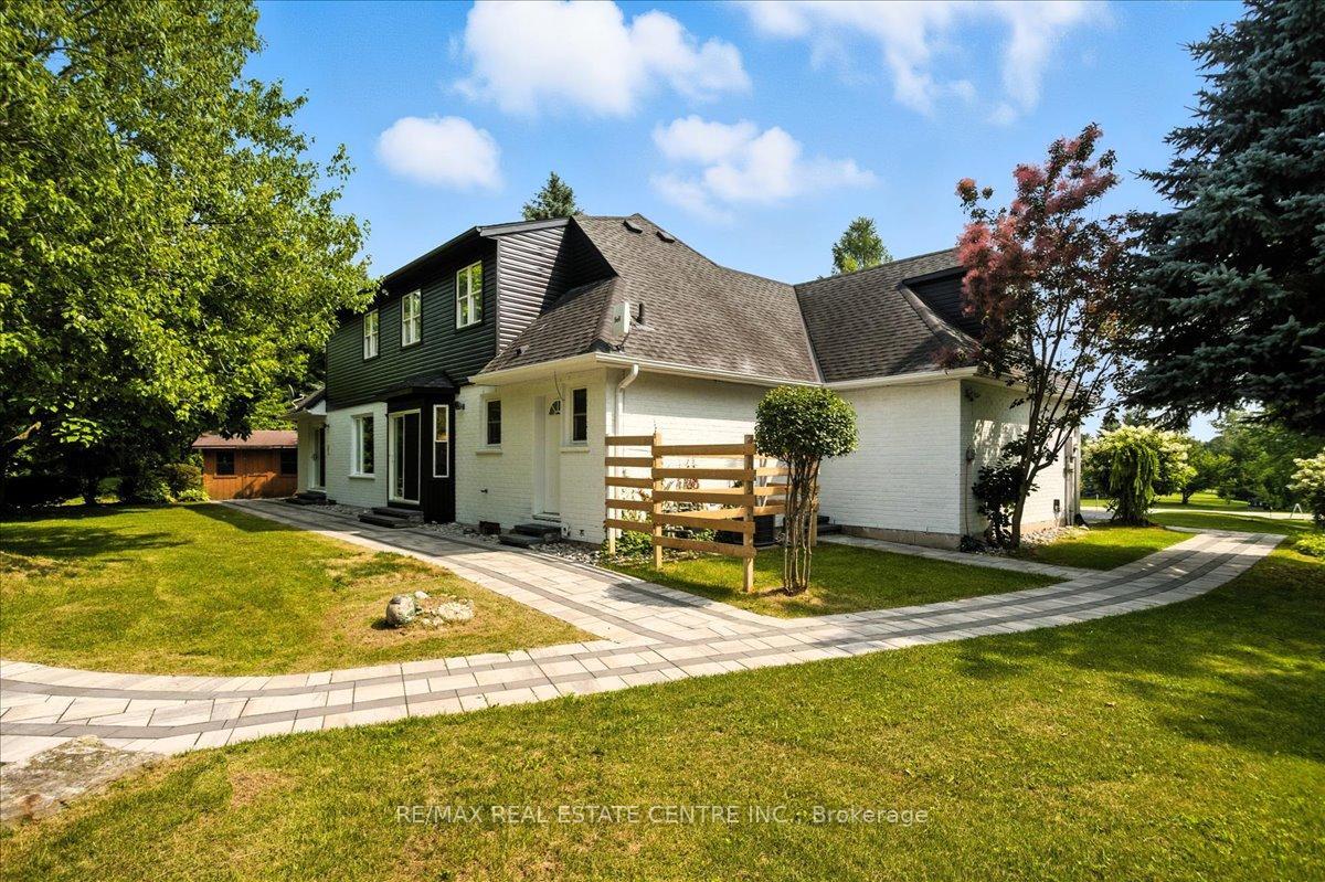 Property Photo:  29 Currie Drive  ON N0B 2C0 