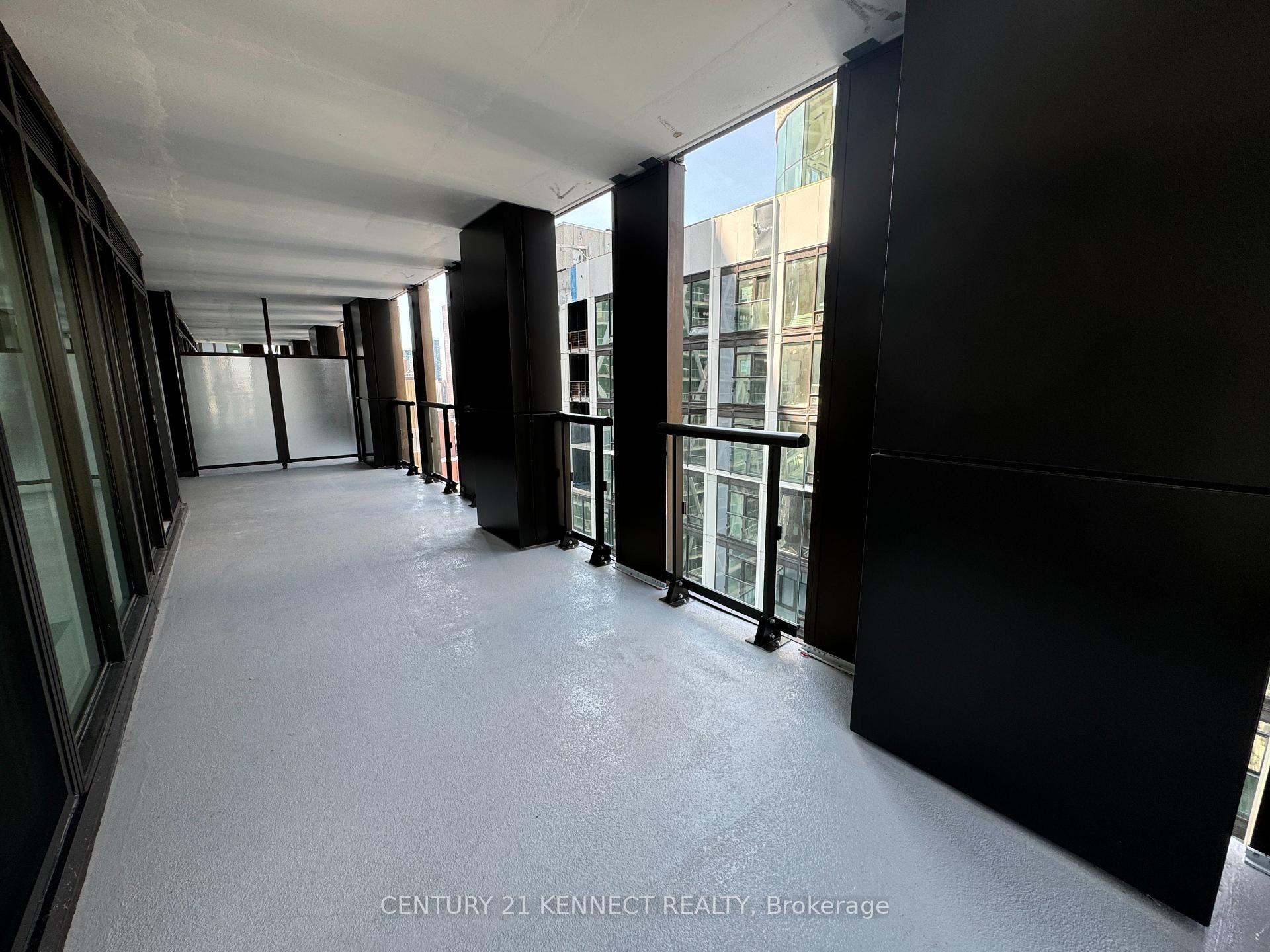 Photo de la propriété: 238 Simcoe Street 1609 ON M5T 0B8