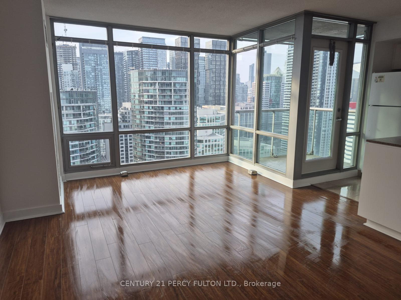 Photo de la propriété: 81 Navy Wharf Court 3610 ON M5V 3S2