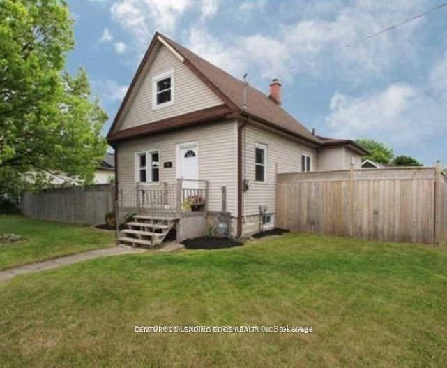 Property Photo: 794 Ritson Road S ON L1H 5L4
