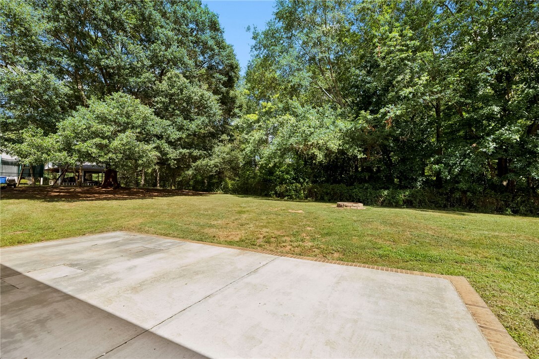 Property Photo: 7 Four Leaf Court SC 29669