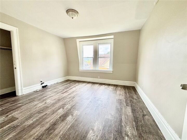 Property Photo: 352 2nd St 3 PA 15140