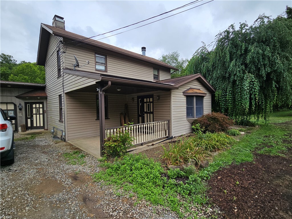 Property Photo:  2945 Hills Church Rd  PA 15632 
