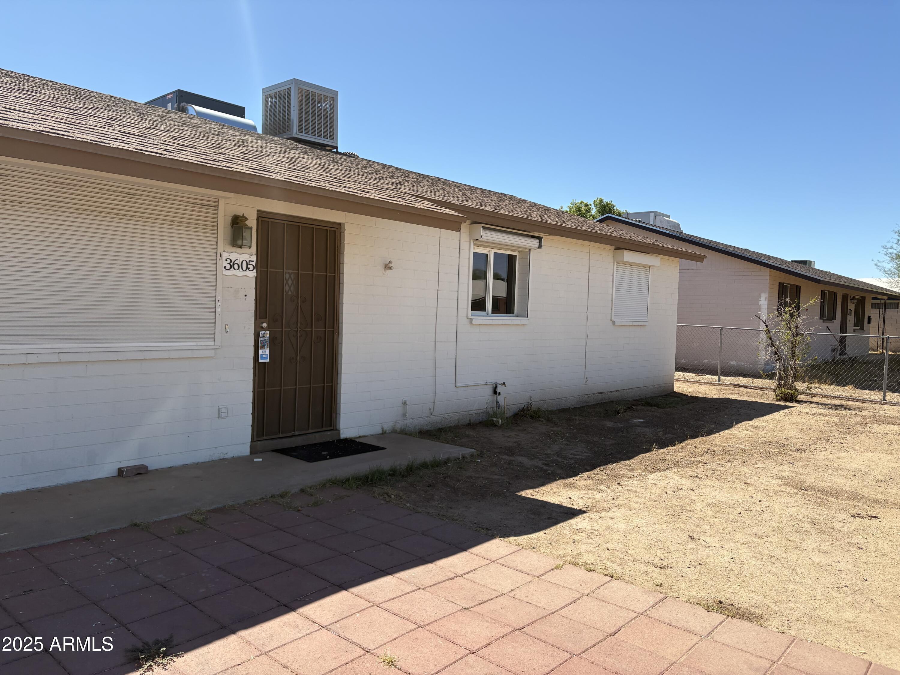 Property Photo: 3605 S Cutler Drive AZ 85282