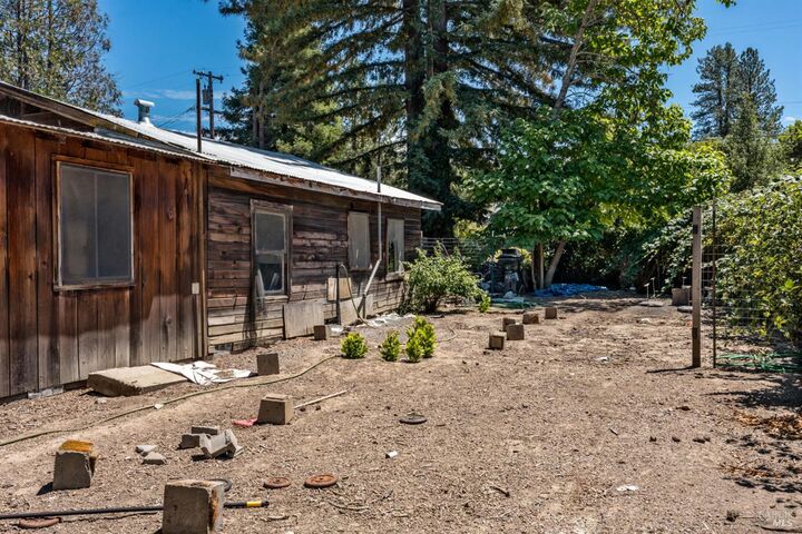Property Photo:  454 Della Avenue  CA 95490 