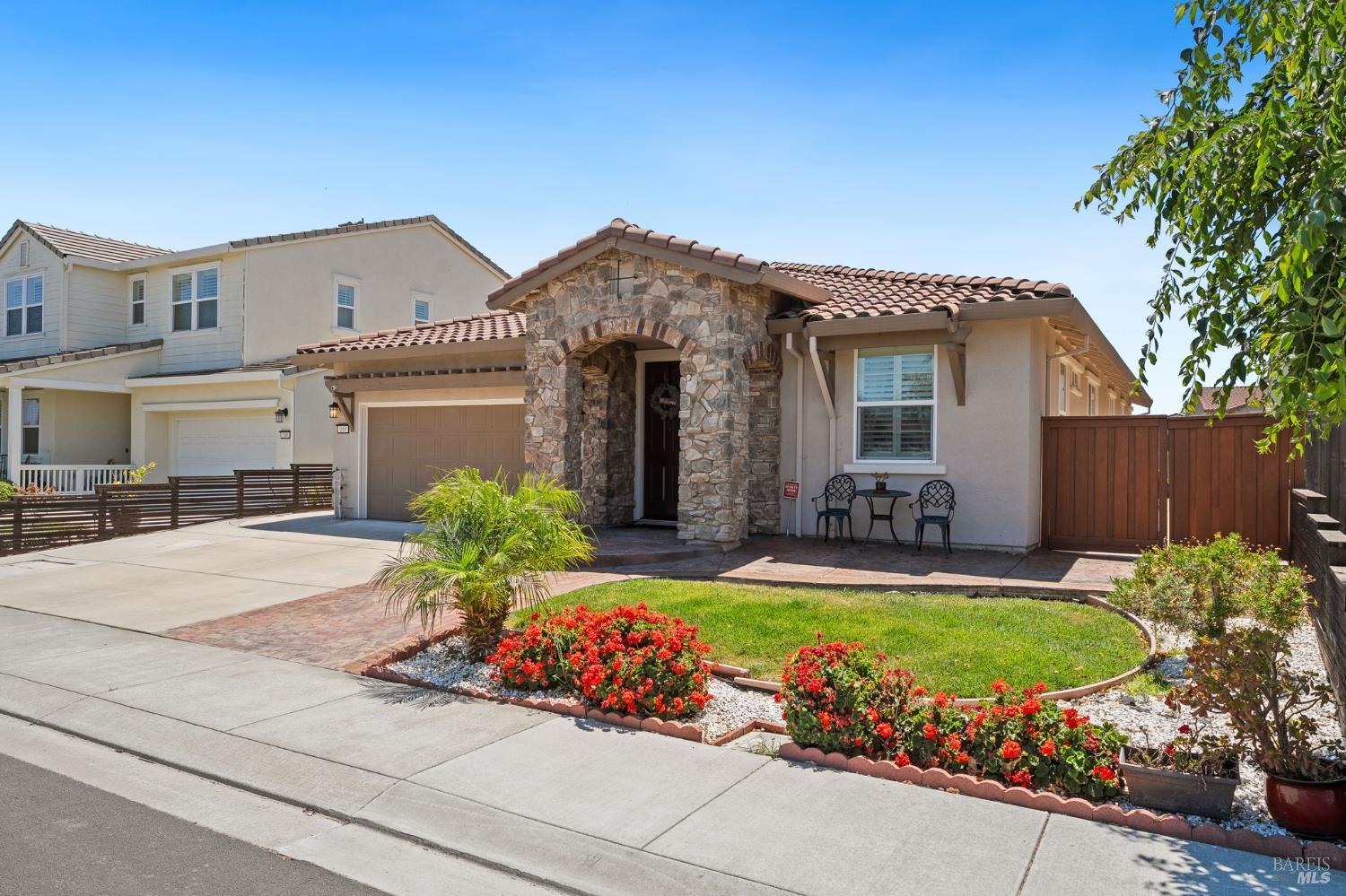 Property Photo: 155 Scarlet Street CA 95687