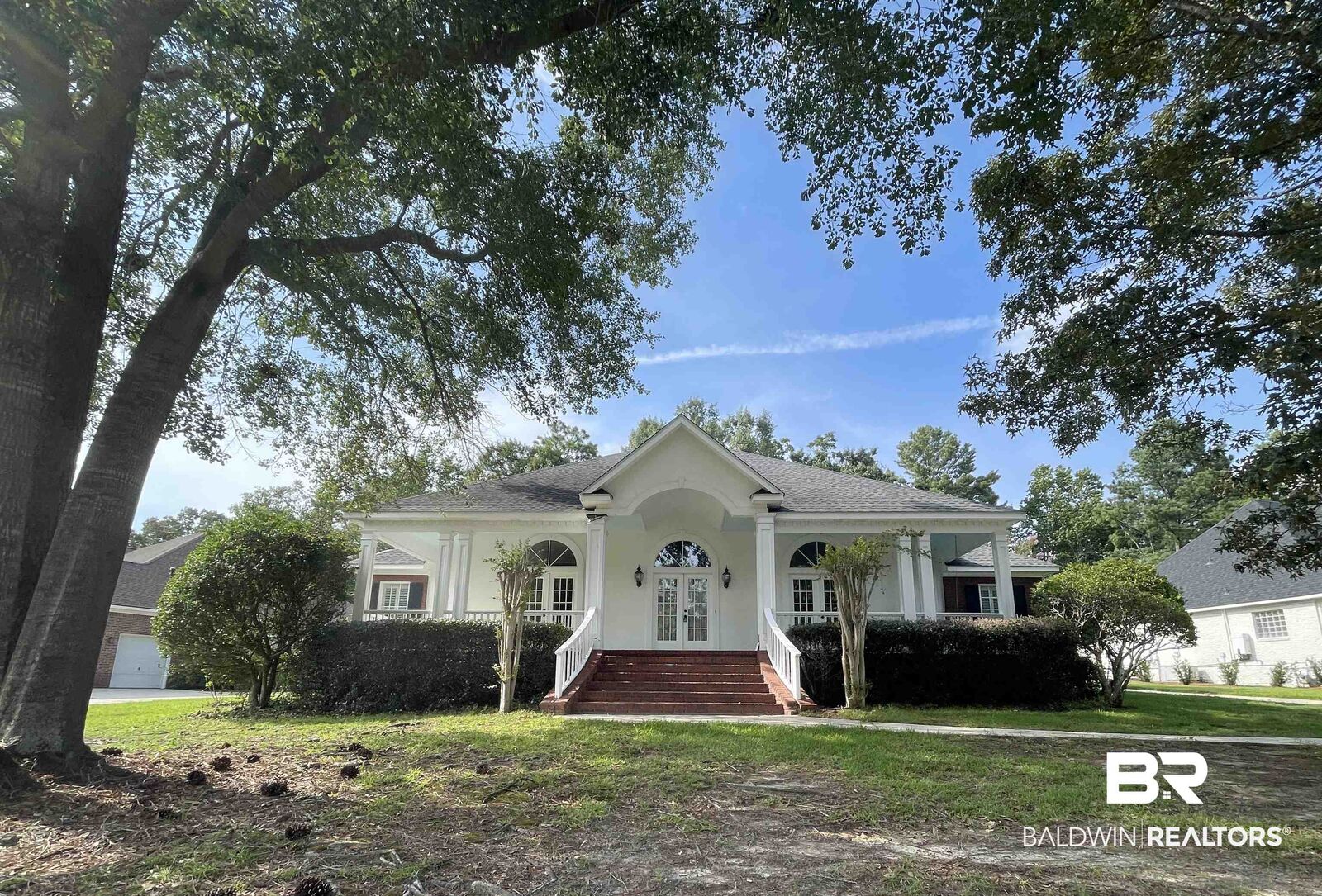 Property Photo: 30442 Middle Creek Circle AL 36527