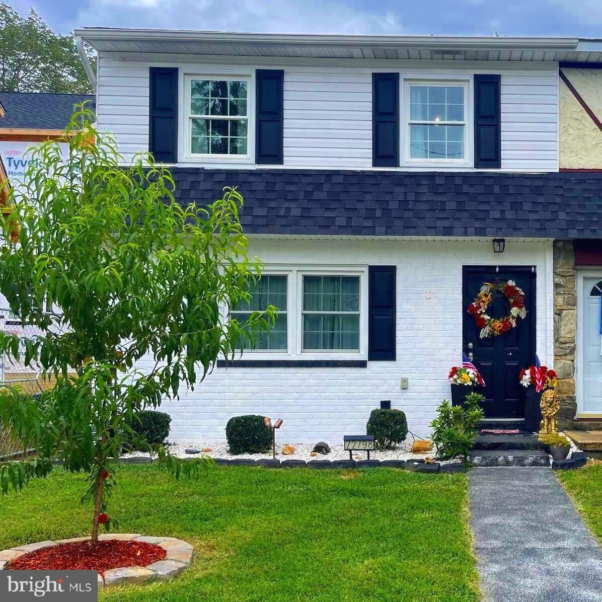 Property Photo:  22798 Lawrence Avenue  MD 20650 