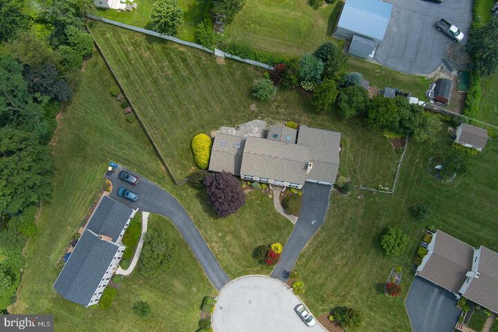 Property Photo: 85 N Spring Lane PA 19460