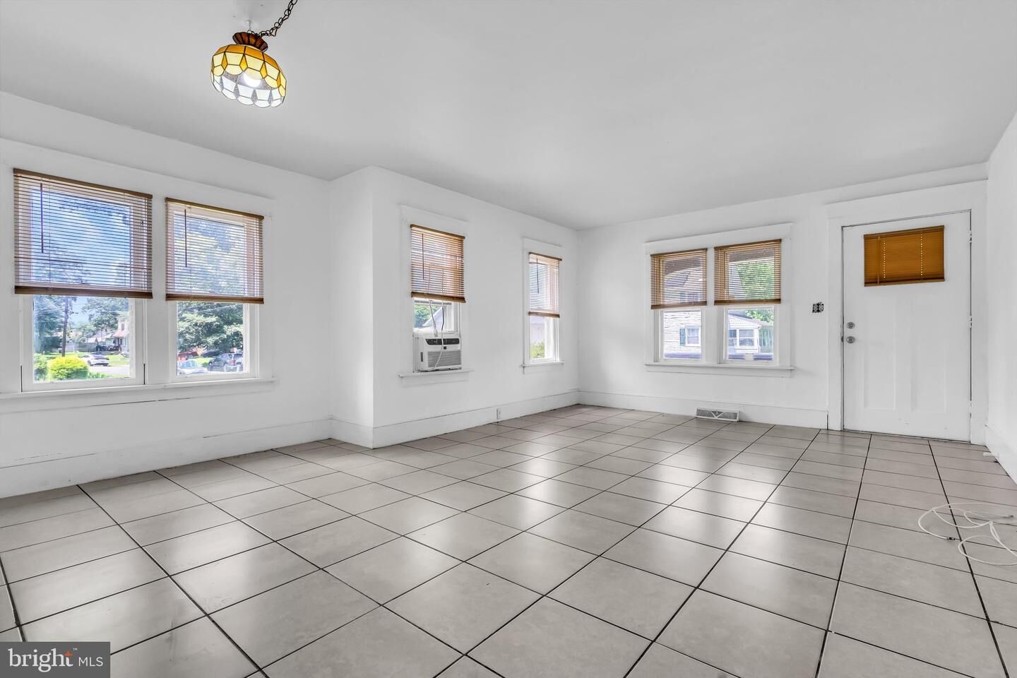 Property Photo:  77 Woodland Avenue  NJ 08638 
