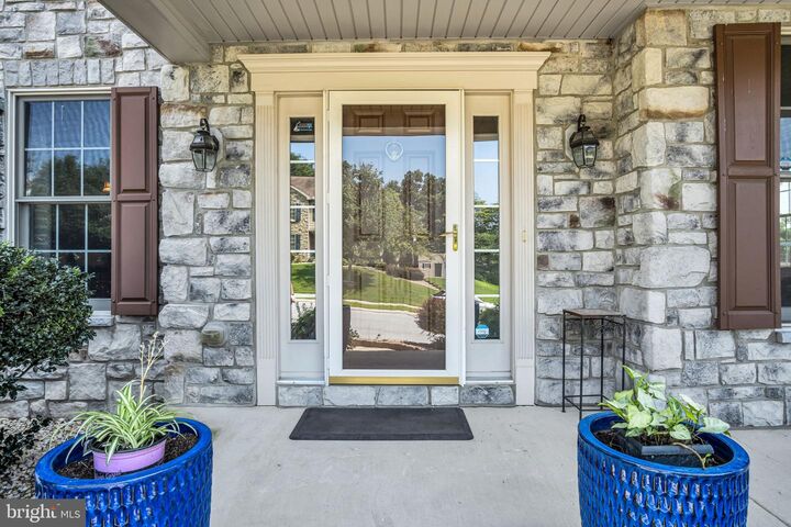 Property Photo: 7030 Kendale Drive PA 17111