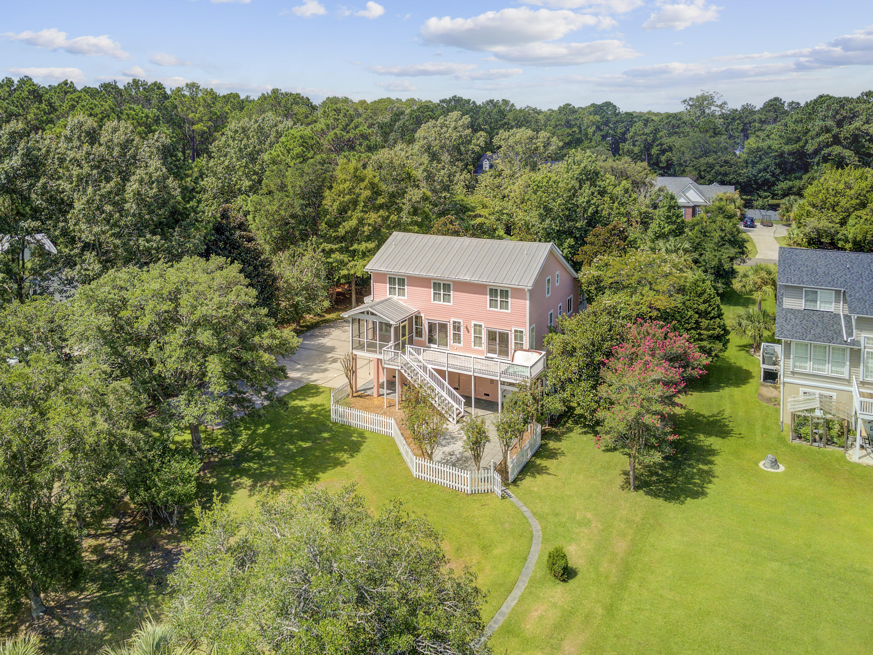 Property Photo: 470 Commonwealth Road SC 29466