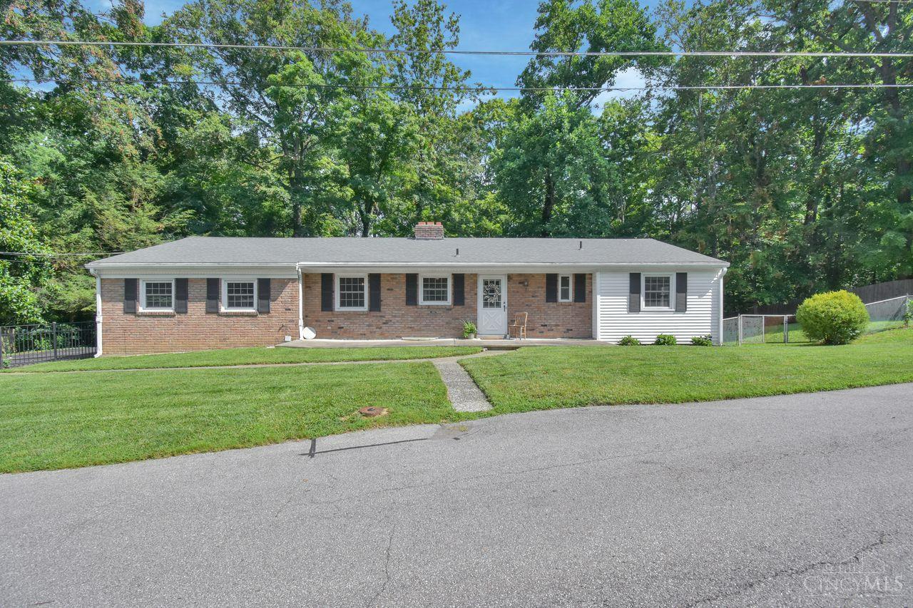 Property Photo: 712 Beechwood Lane OH 45150