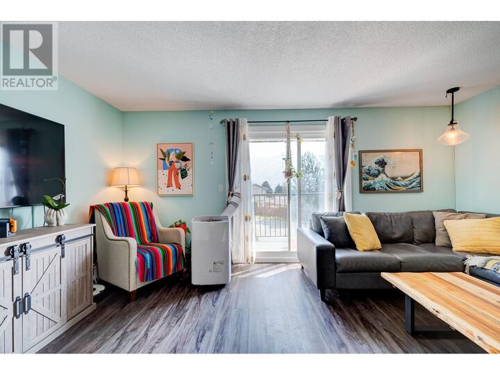 Property Photo:  879 McQueen Drive  BC V2B 7X8 