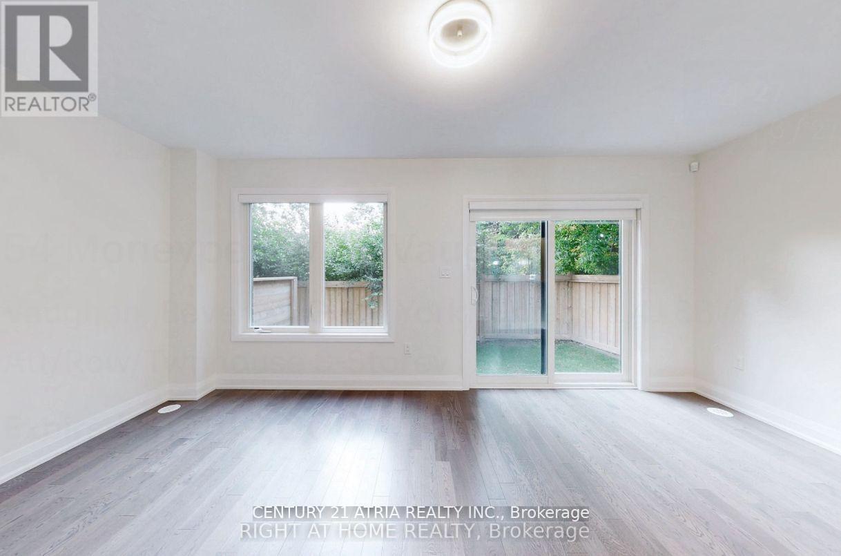 Property Photo: 54 Moneypenny Place ON L4J 8B7