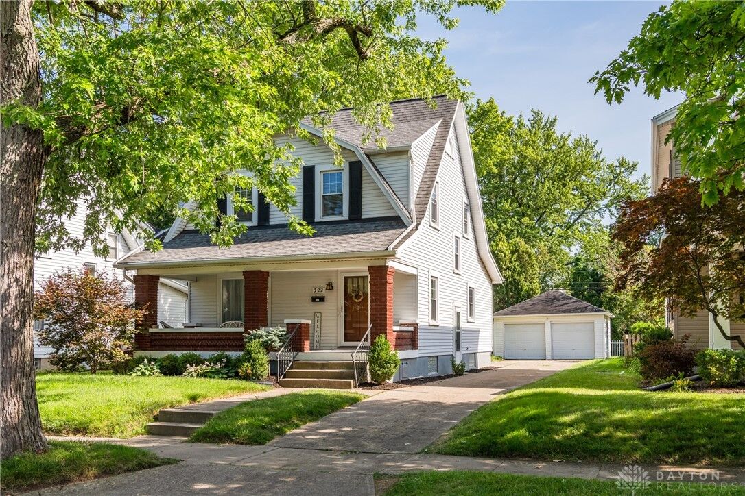 Property Photo:  322 Wiltshire Boulevard  OH 45419 