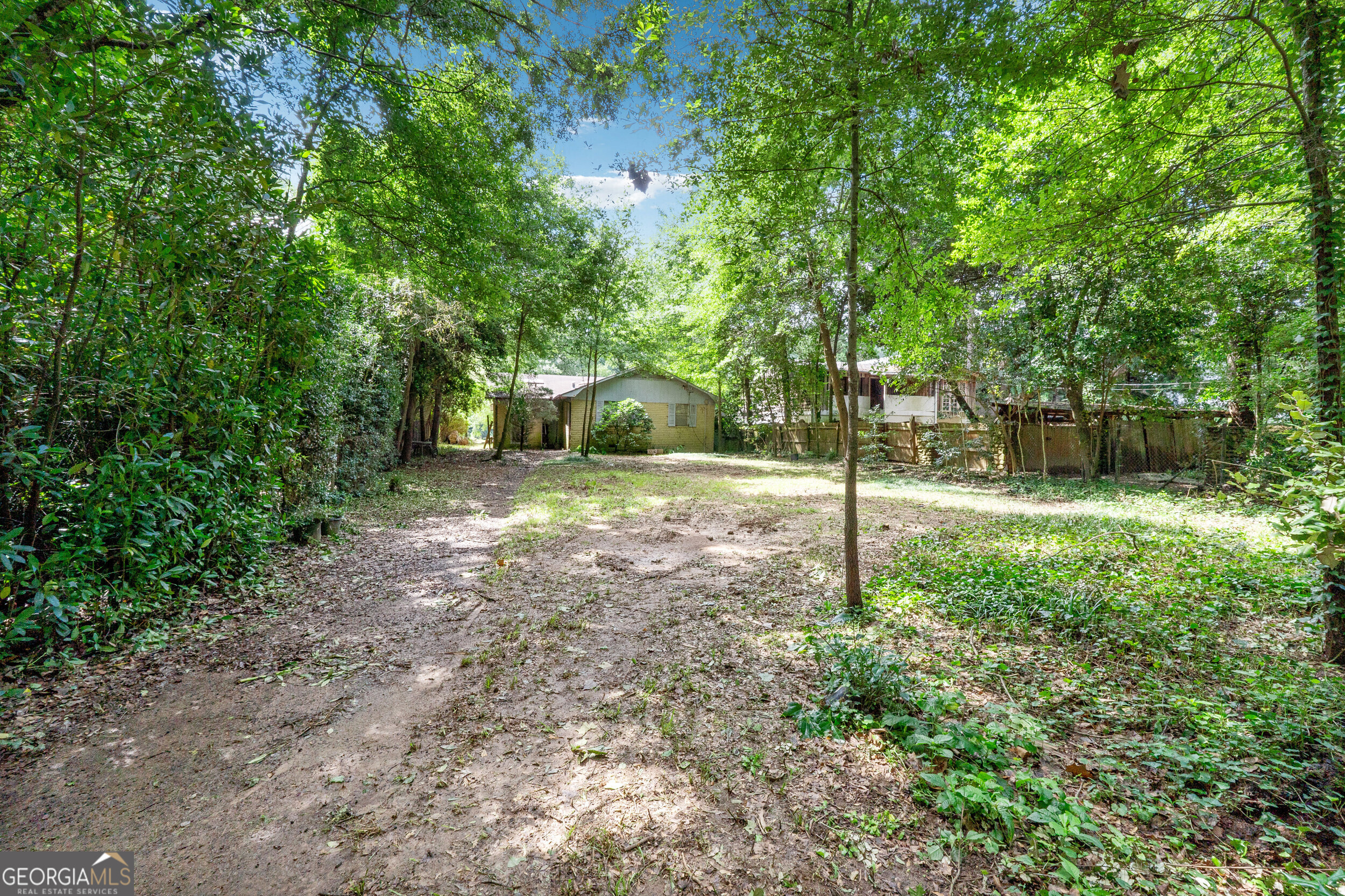 Property Photo: 3941 Paces Ferry Drive SE GA 30339