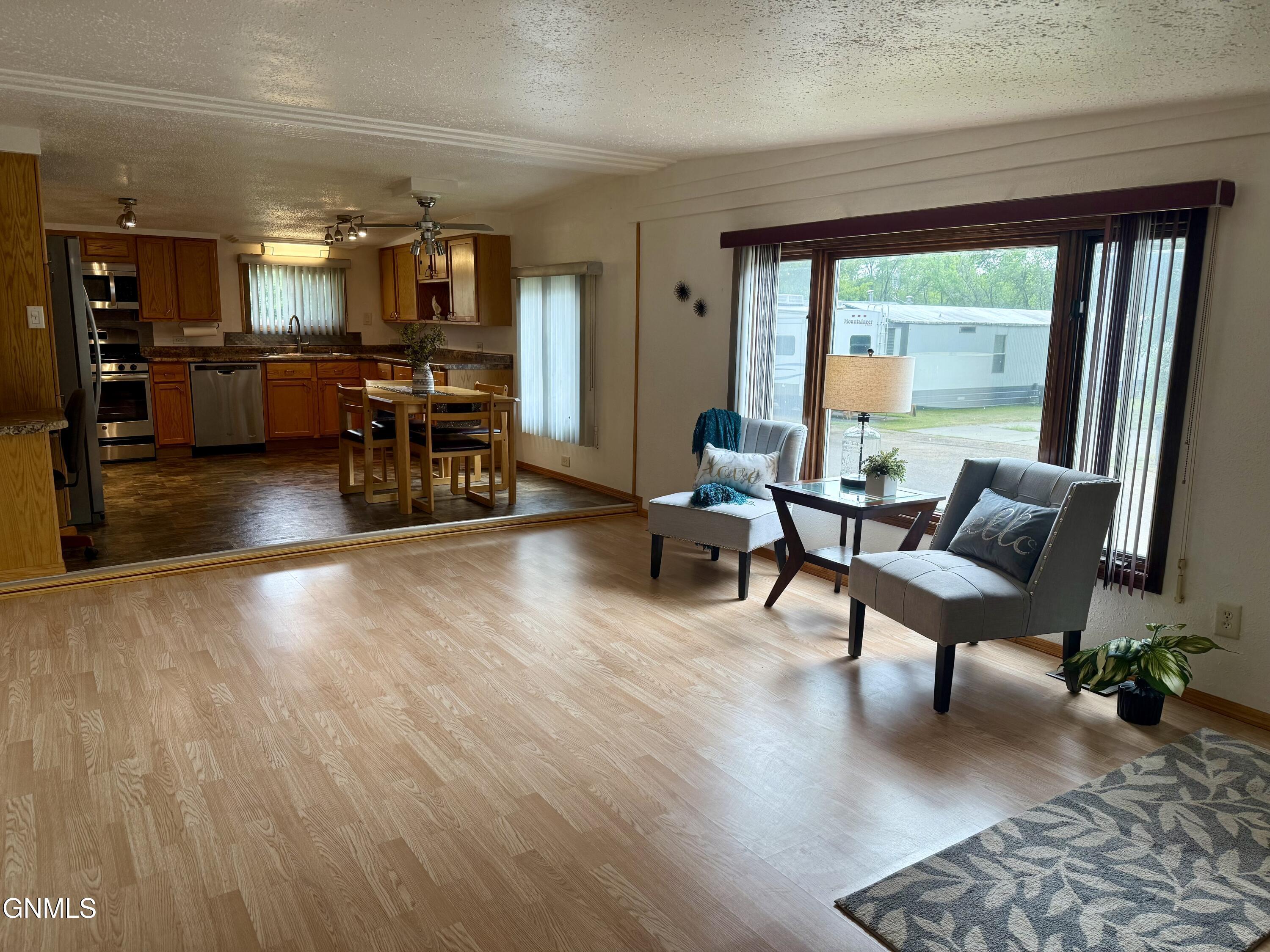Property Photo: 4005 North 19th Street 501 ND 58503