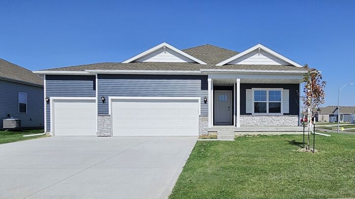 4403 NE 11th Street  Ankeny IA 50021 photo