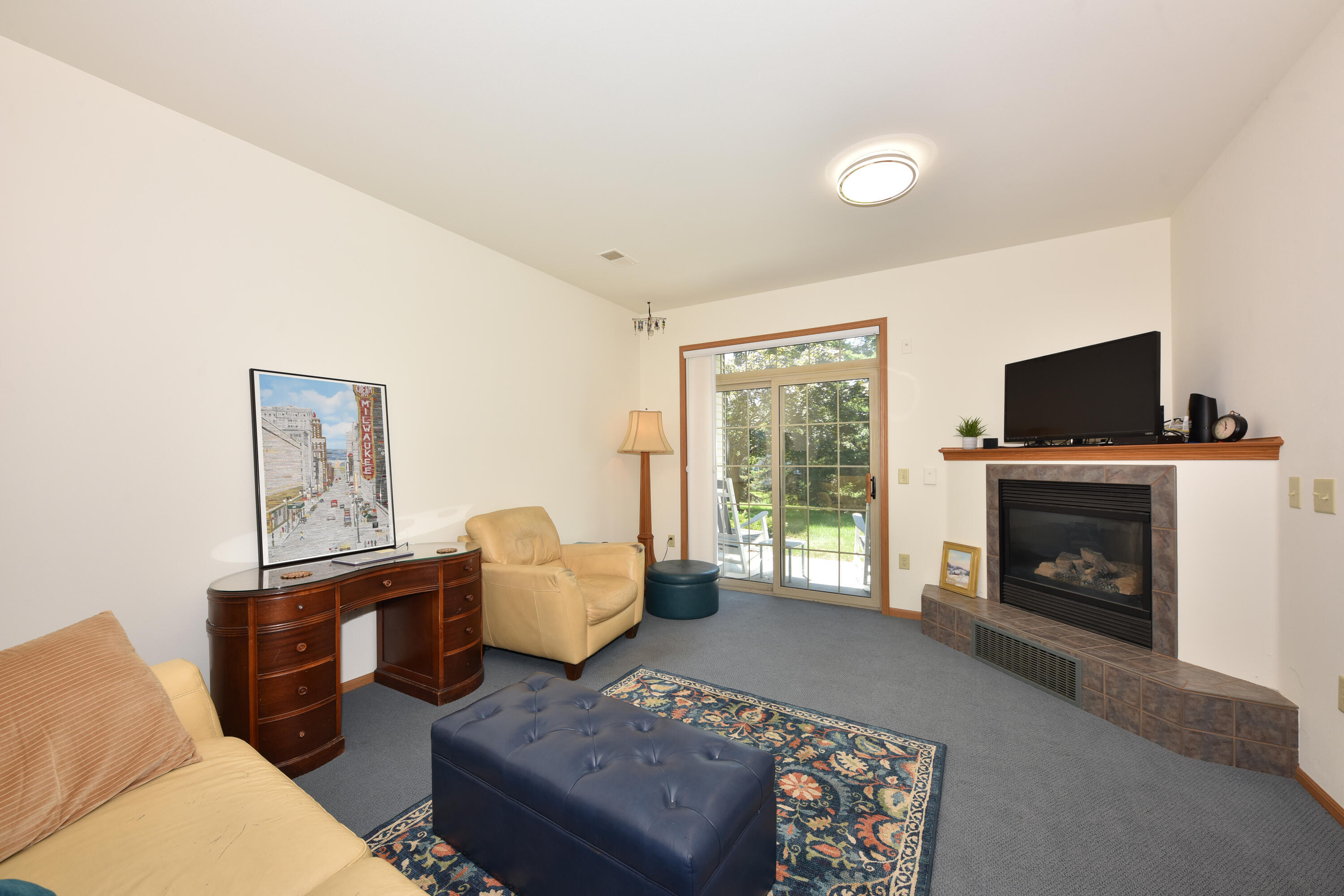 Property Photo:  2111 Pine Ridge Ct G  WI 53024 