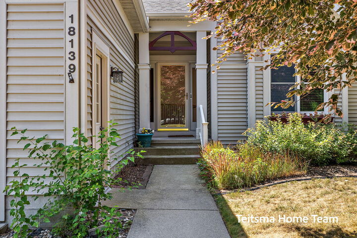 Property Photo:  18139 Lost Creek Lane  MI 49456 