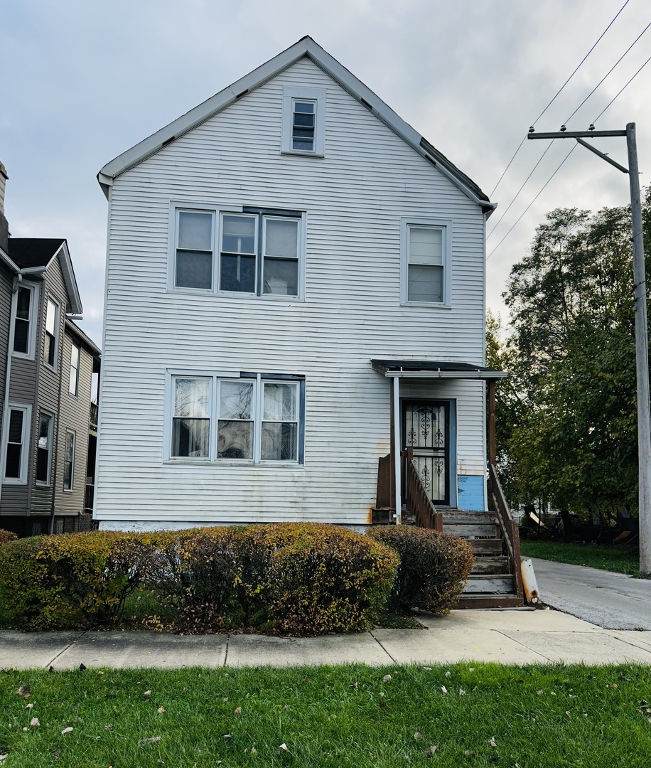 Property Photo: 347 W 59th Place IL 60621