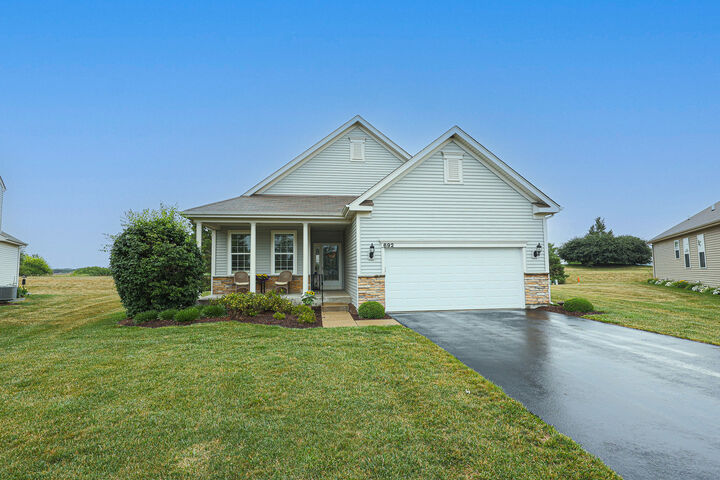 692 Canton Court  Oswego IL 60543 photo