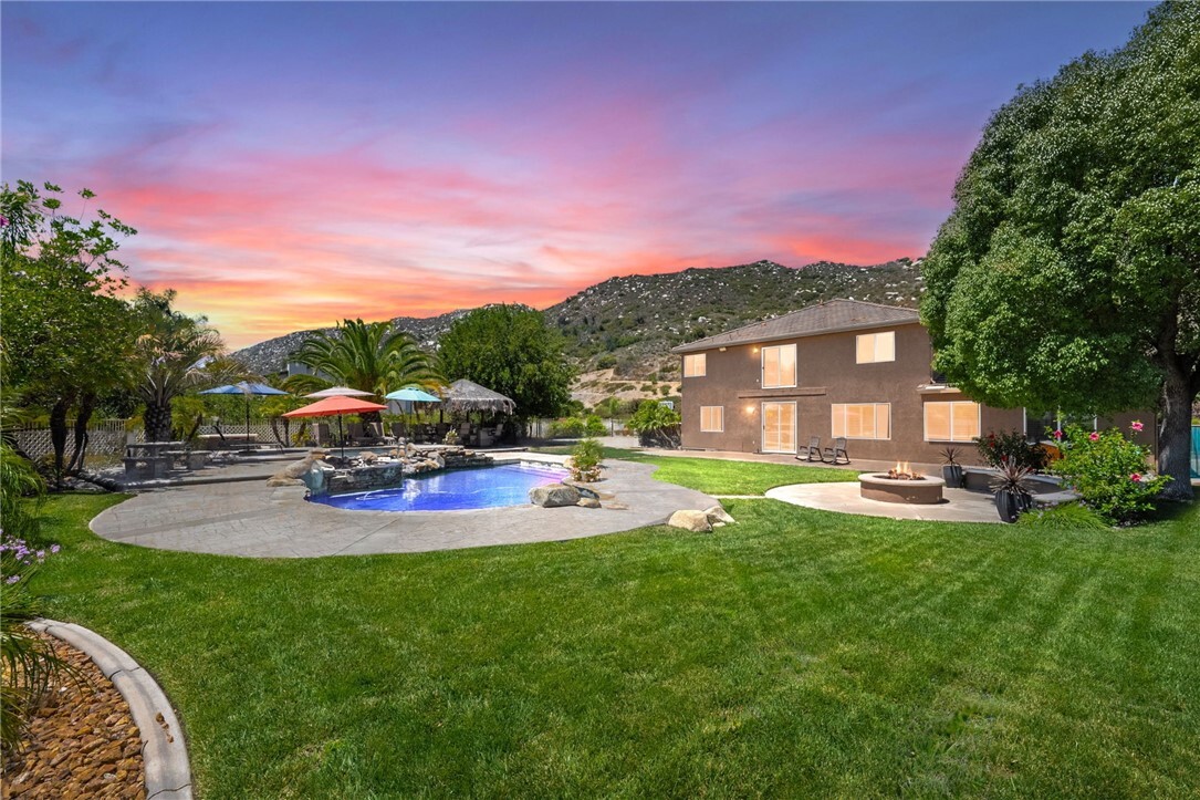Property Photo: 38236 Oak Bluff Lane CA 92562