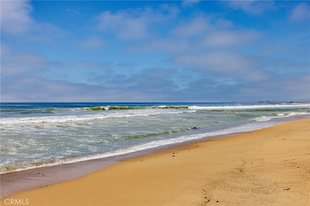 Property Photo:  513 W Avenida De Los Lobos Marinos  CA 92672 