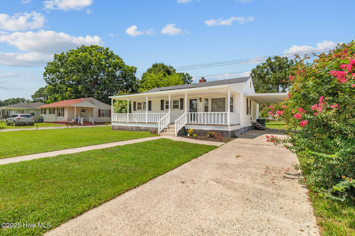Property Photo:  3601 Harrison Street  NC 28504 