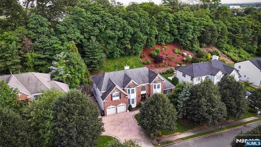 Property Photo:  212 Bennington Terrace  NJ 07652 
