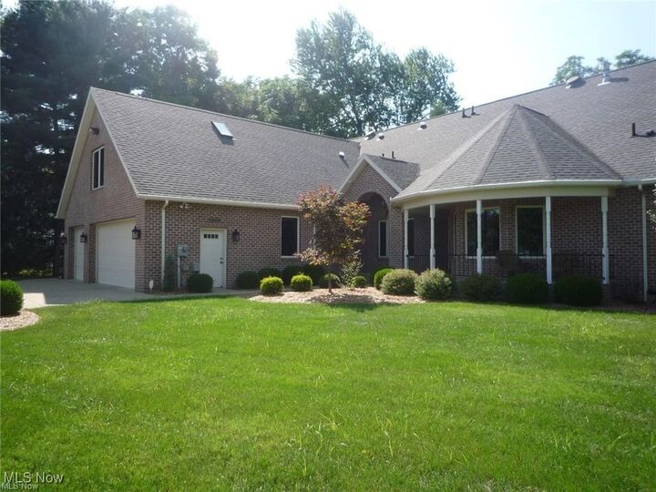 3908 River Road  Vienna WV 26105 photo