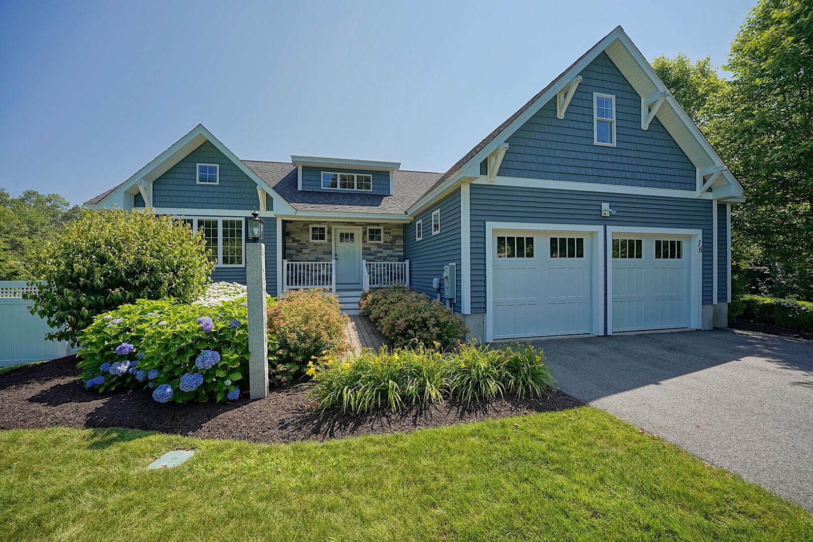 Property Photo:  16 Newington Road  NH 03840 