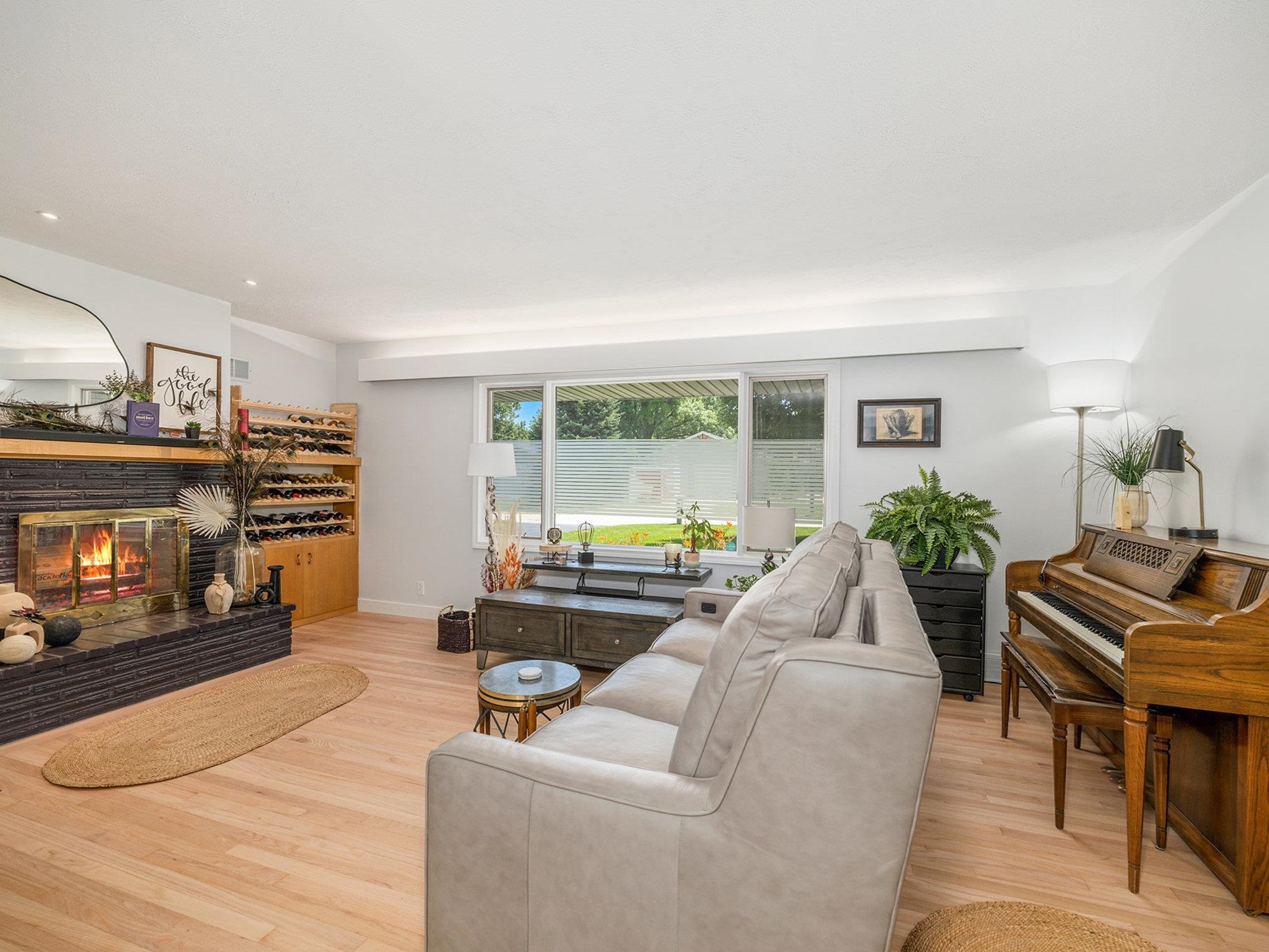 Property Photo: 11418 Pierce Street NE 68144
