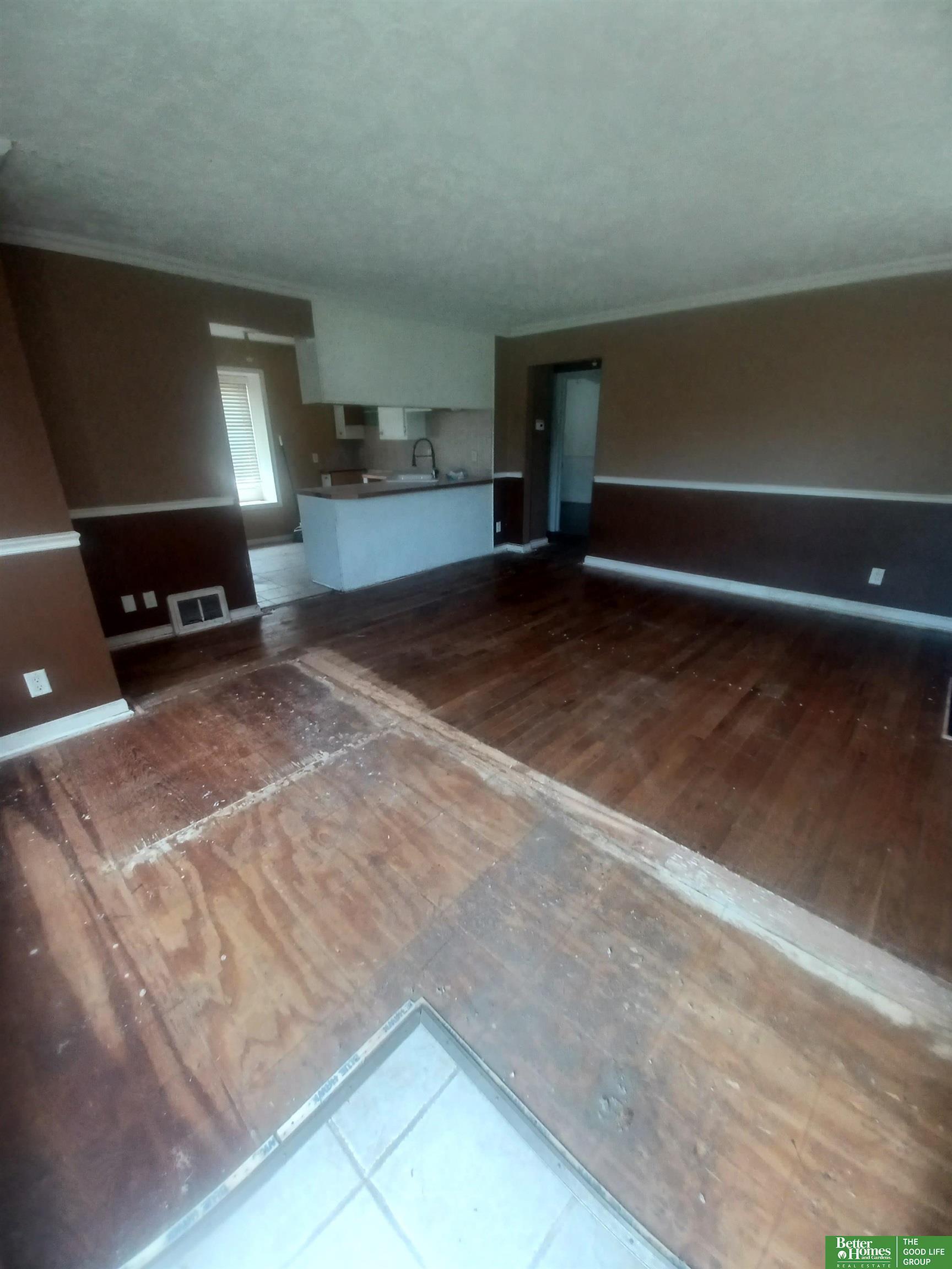 Property Photo:  2310 Main Street  NE 68005 