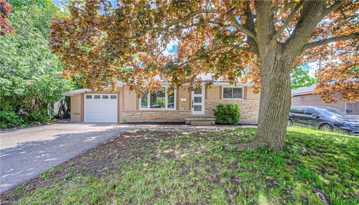 Property Photo: 5 Alison Avenue ON N1R 1M8