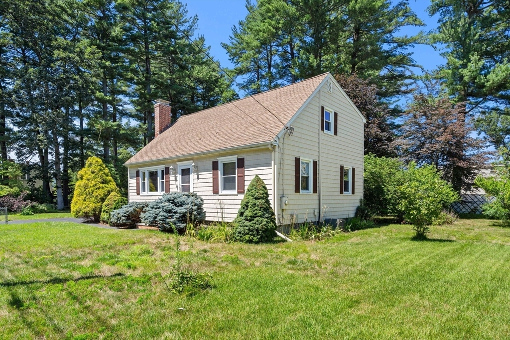 Property Photo: 31 Dartmouth Drive MA 01821