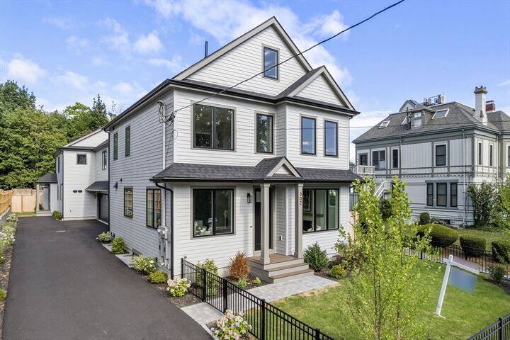 Property Photo:  300-302 Waverley Ave 302  MA 02472 