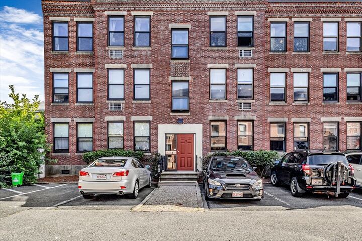 7 Cypress Rd 706  Boston MA 02135 photo