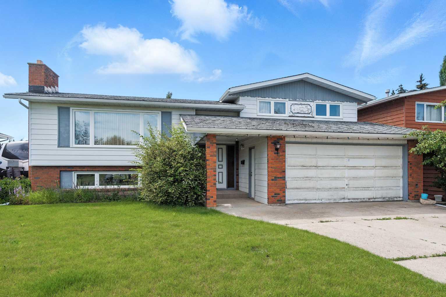 Photo de la propriété:  16 Arb Close  AB T4R 1E8 