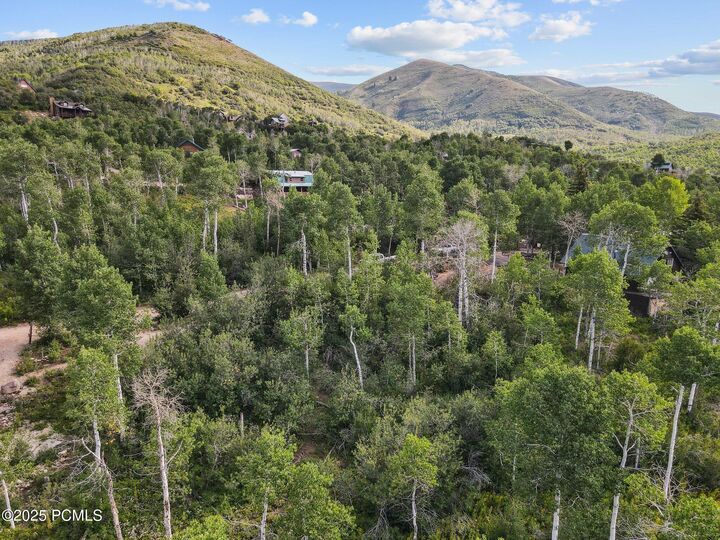 Property Photo: 126 Comanche UT 84055