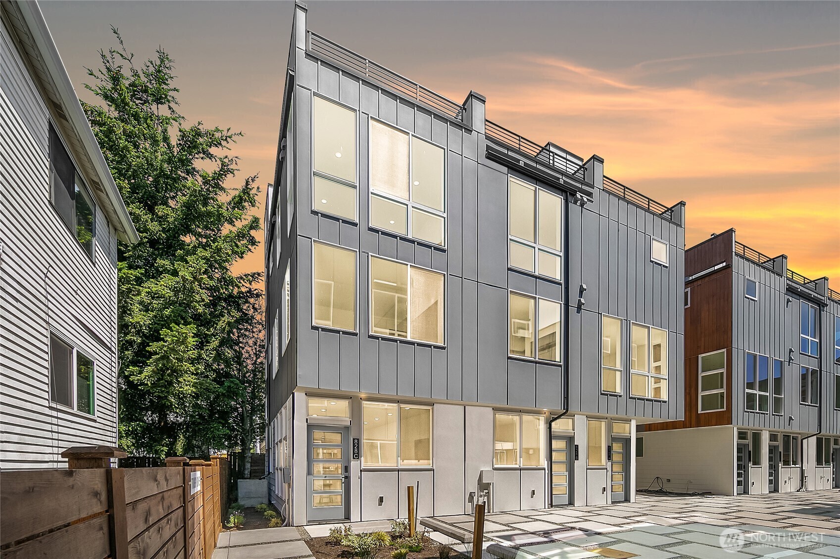 Property Photo:  822 B NW 52nd Street  WA 98107 