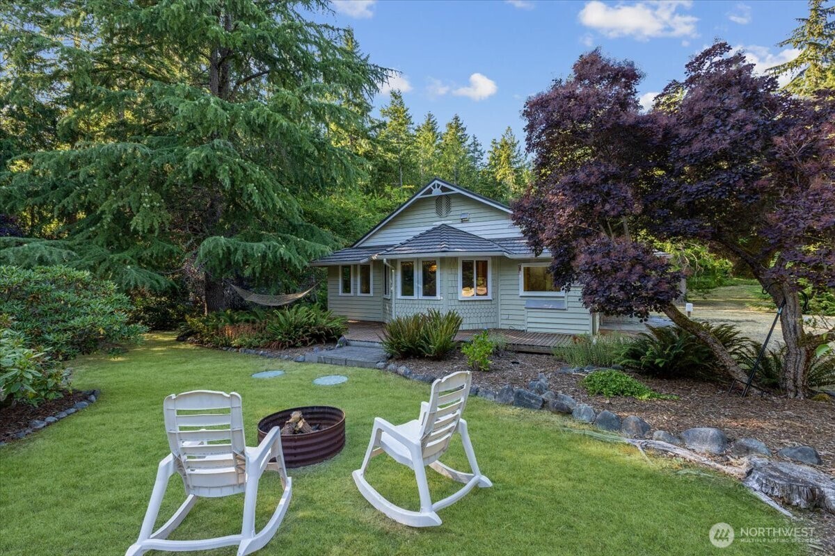 3323  Dorothys Lane  Clinton WA 98236 photo
