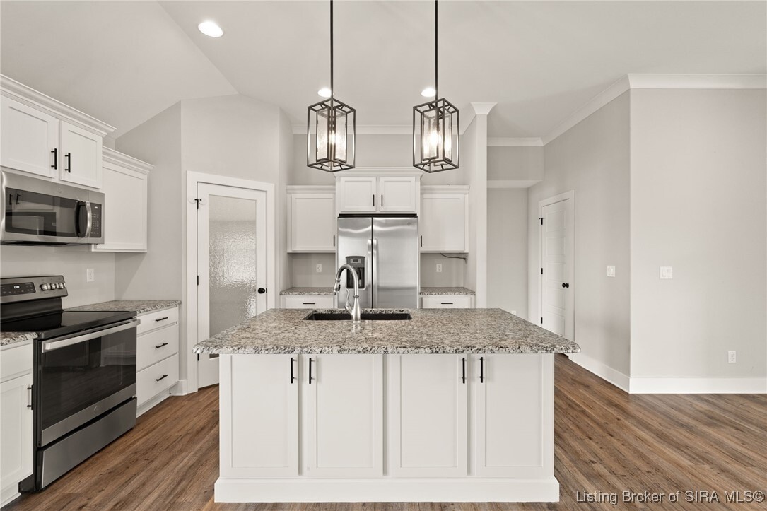 Property Photo: 7005 Copperfield Court IN 47111