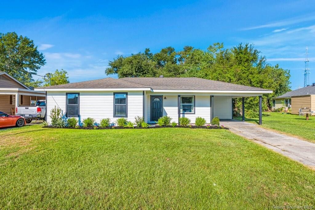 Property Photo:  3416 Center Street  LA 70607 