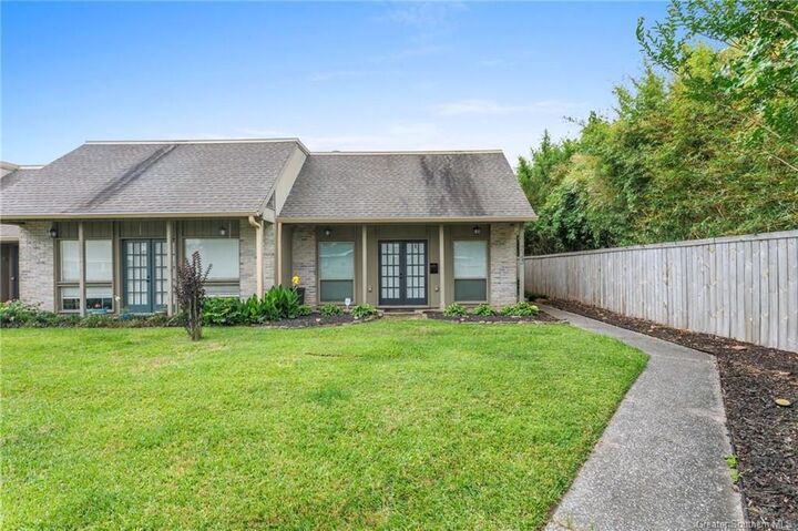725 Blackman Street  Lake Charles LA 70605 photo