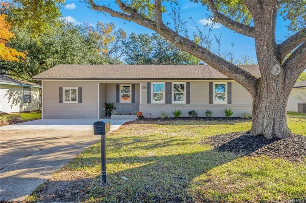 Property Photo: 309 Mathilda Drive LA 70663