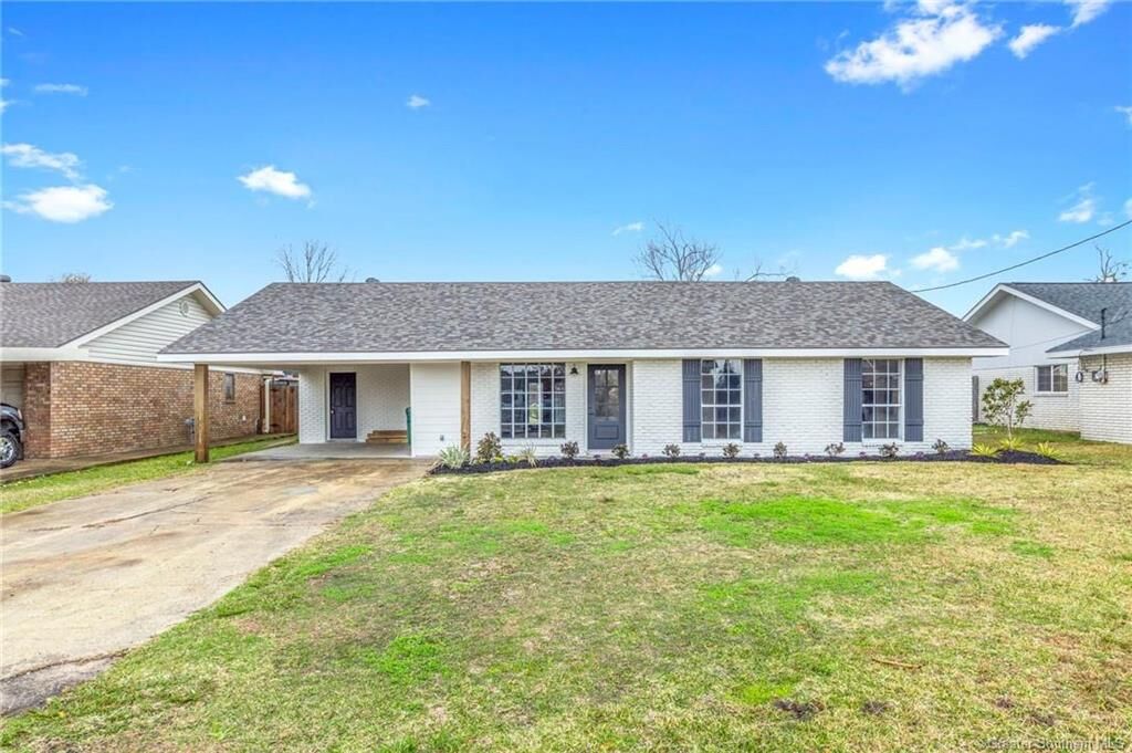 Property Photo:  2815 Mary Ann Drive  LA 70663 