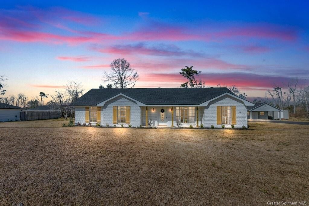 Property Photo: 886 Koonce Road LA 70611