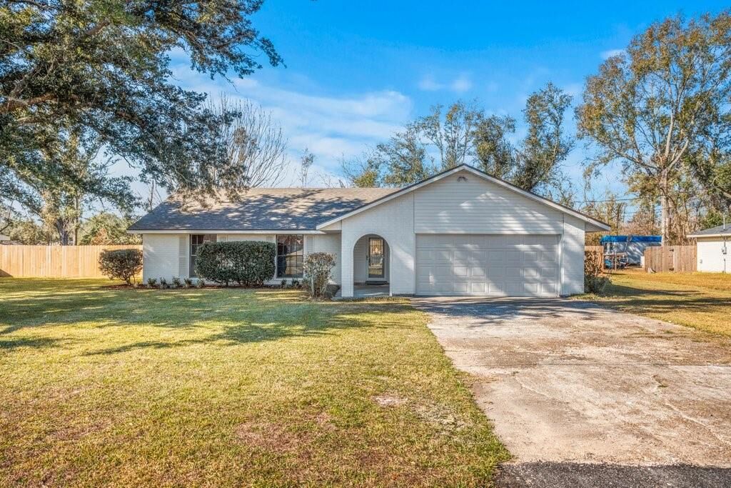 Property Photo:  6624 Meadow Ridge Lane  LA 70605 